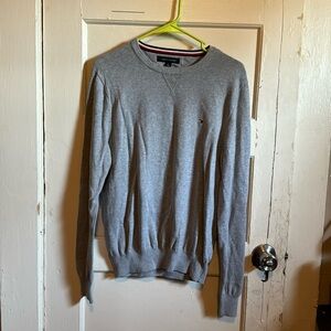 Tommy Hilfiger men’s crew neck size small grey